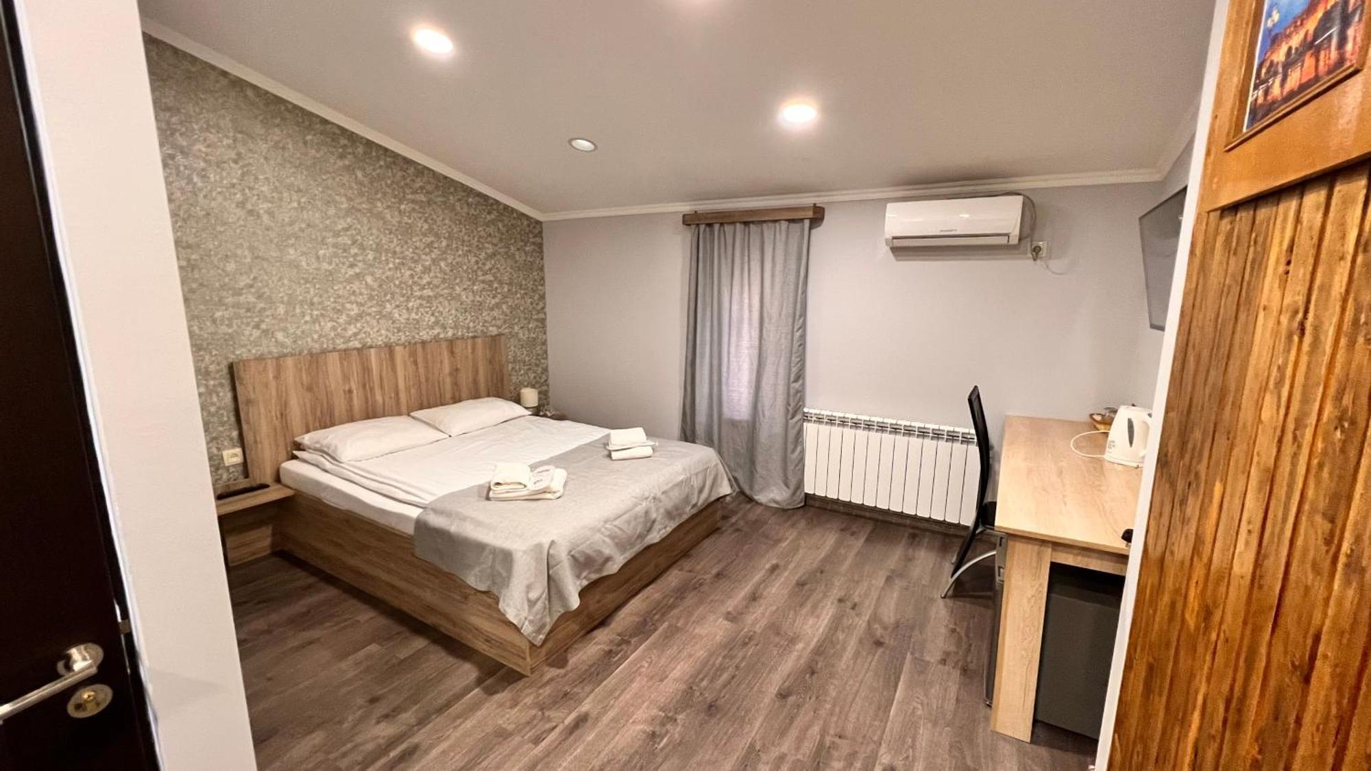 Elross Hotel Jerevan Eksteriør bilde